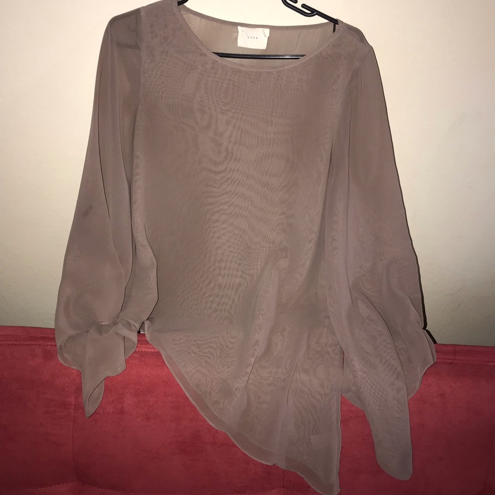 Cute and sophisticated blouse